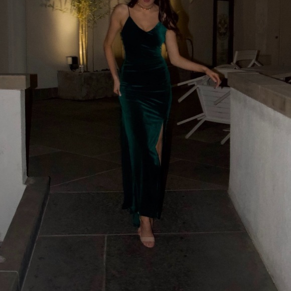 Velvet green full length Vince Camuto dress formal prom - Picture 5 of 6